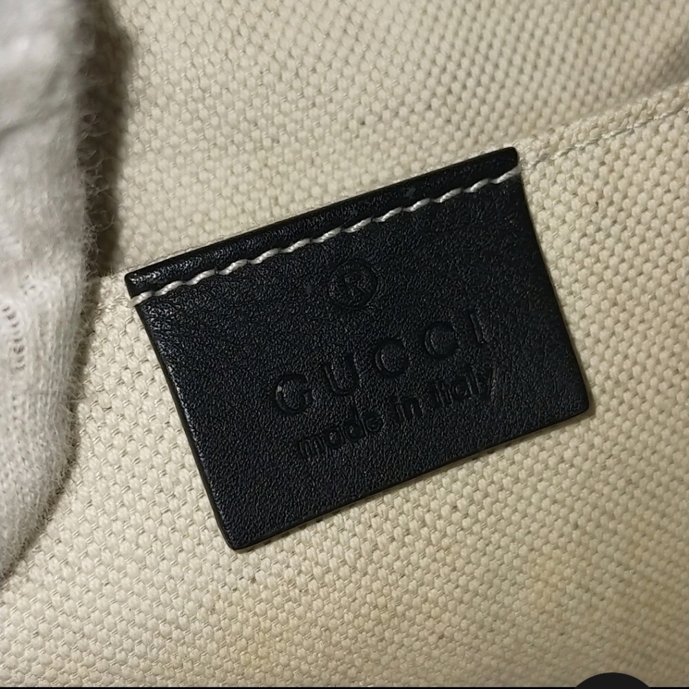 GUCCI (LNC) PEARL PEONY CHAIN BACKPACK - Picture 9 of 16